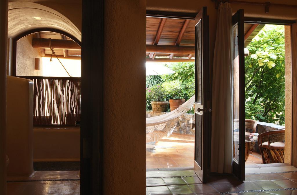 Hotel Casa Don Francisco Ixtapa  Eksteriør billede