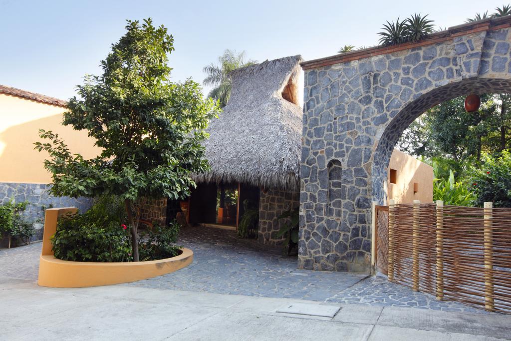 Hotel Casa Don Francisco Ixtapa  Eksteriør billede